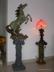 禮品工藝品 匠心獨(dú)具的藝術(shù)饋贈(zèng)